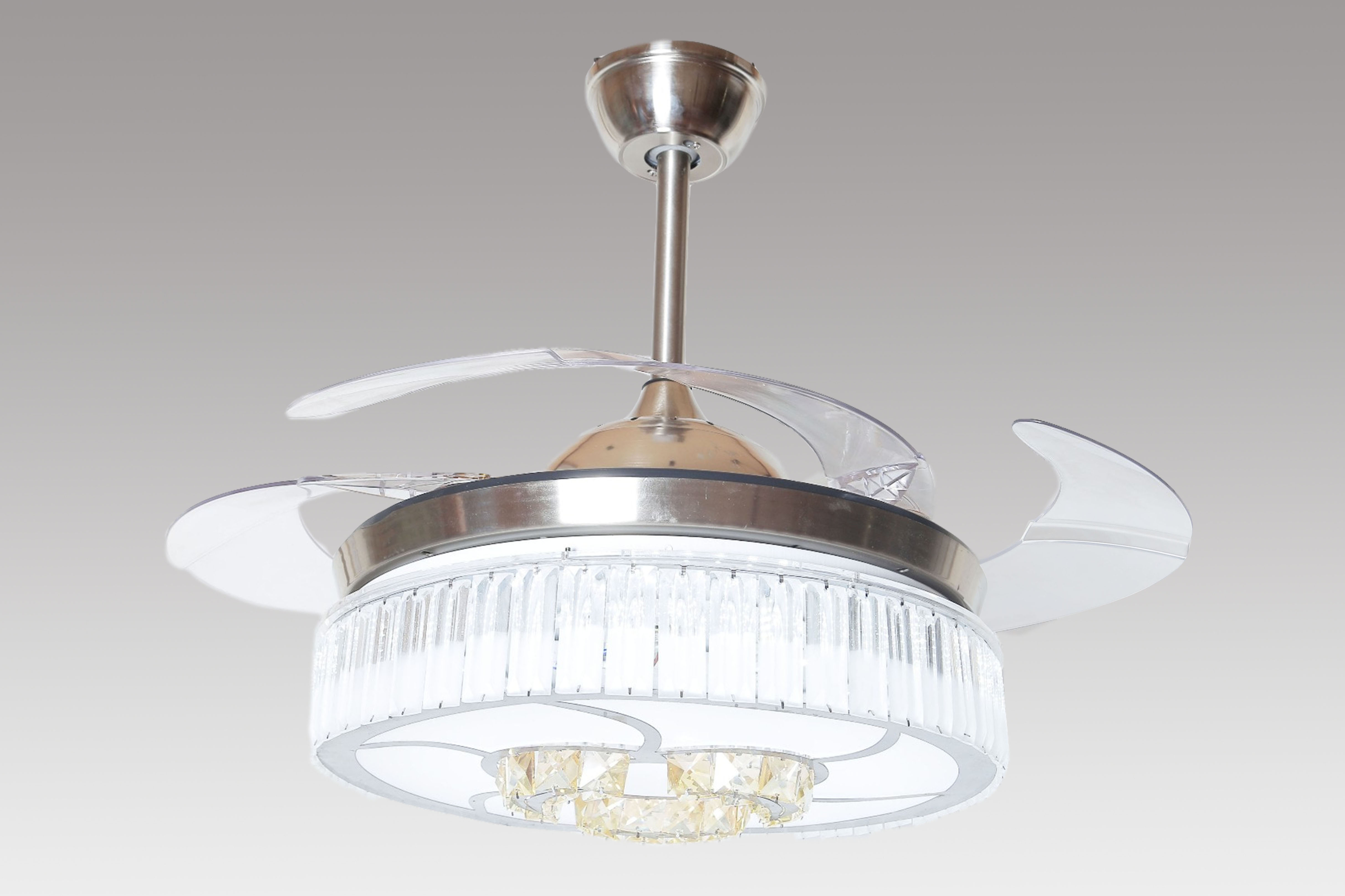 汕（shàn）頭優（yōu）質隱形風扇燈生產廠家